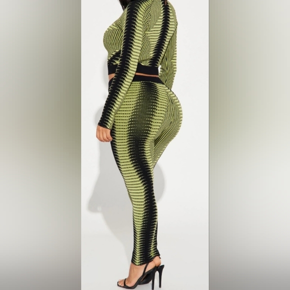 Kaylee Sweater Leggings Set - Picture 3 of 3